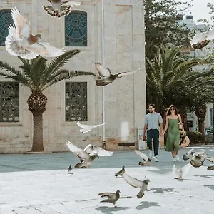 https://infinity-city-boutique-hotel.rethymnohotels.net