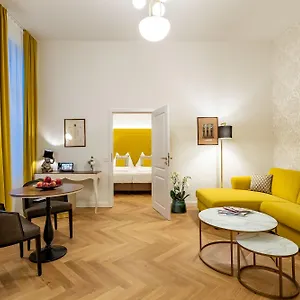 Theaterhotel & Вена