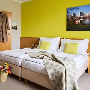 Henriette Stadthotel **** וינה