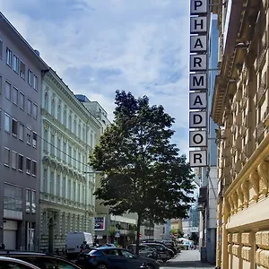 Pharmador *** Viena