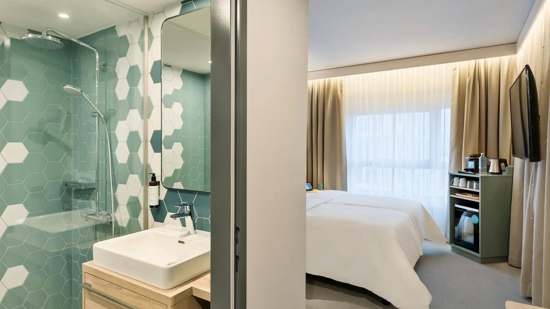 Spark By Hilton Vienna Donaustadt 酒店
