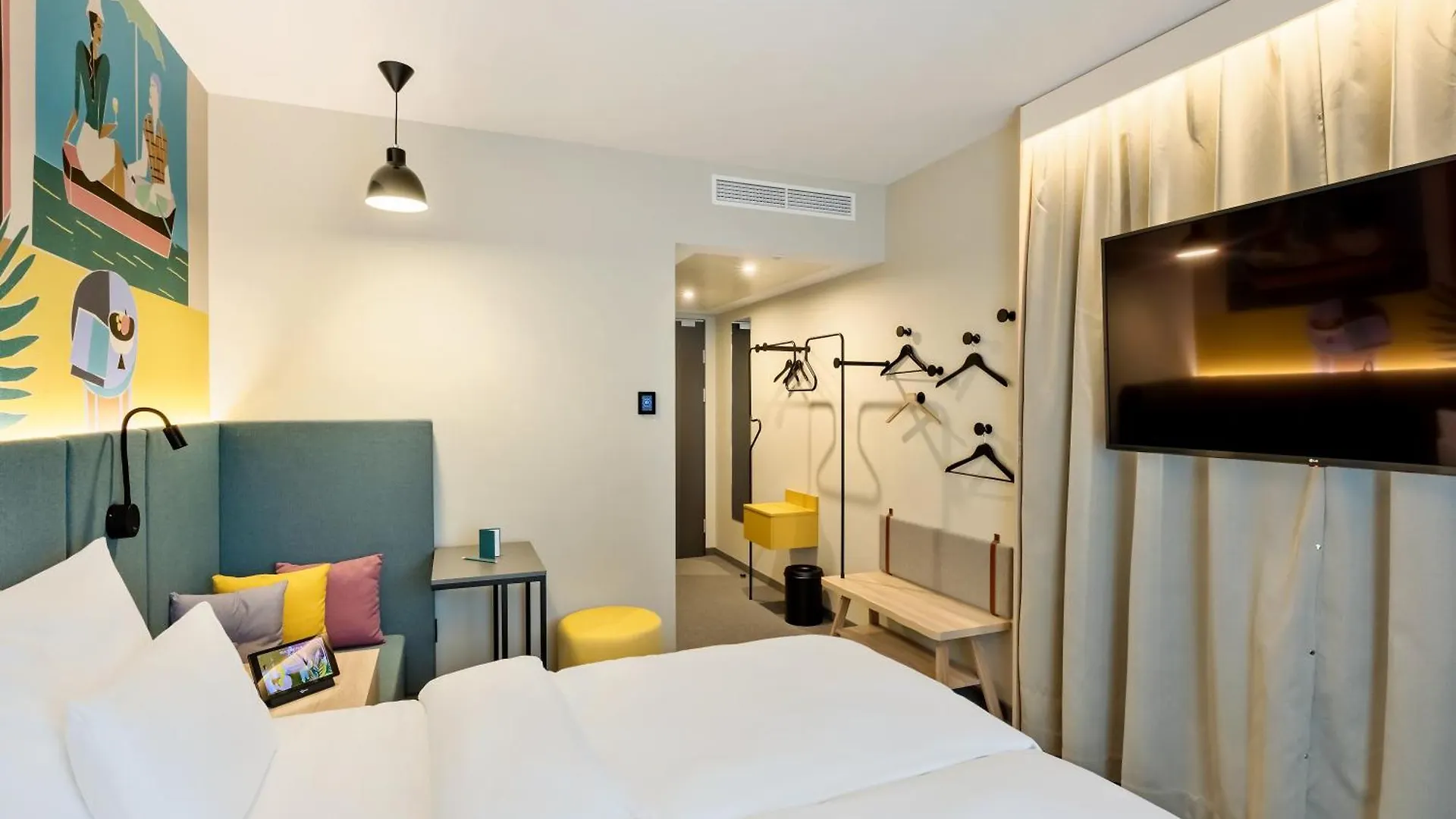 Spark By Hilton Vienna Donaustadt 4*,