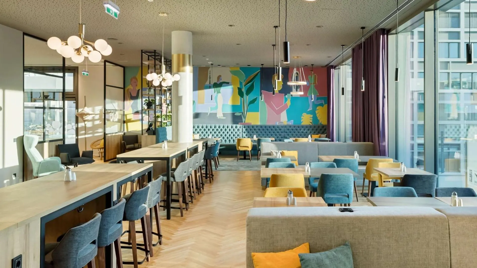 Spark By Hilton Vienna Donaustadt 4*,